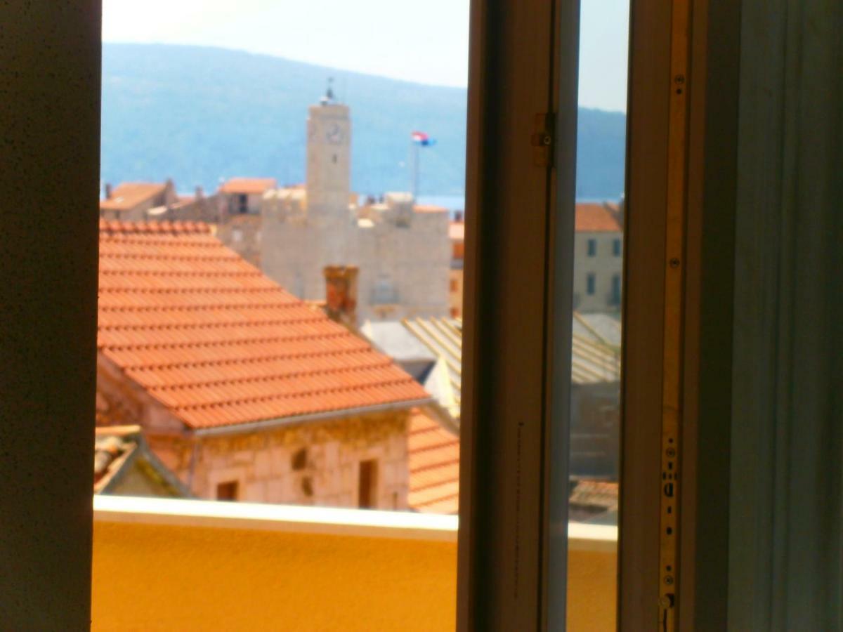 Apartment Willy Komiža Esterno foto