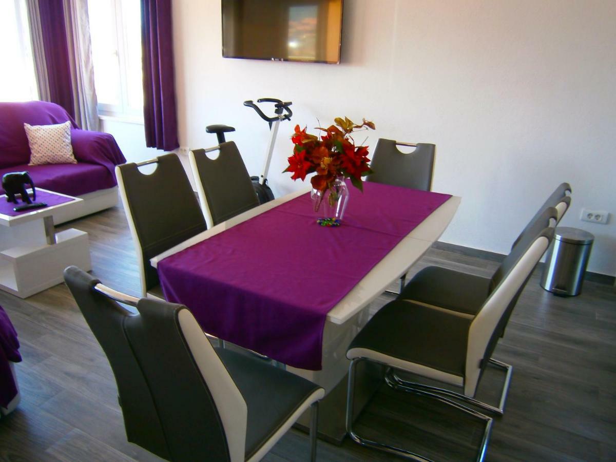 Apartment Willy Komiža Esterno foto